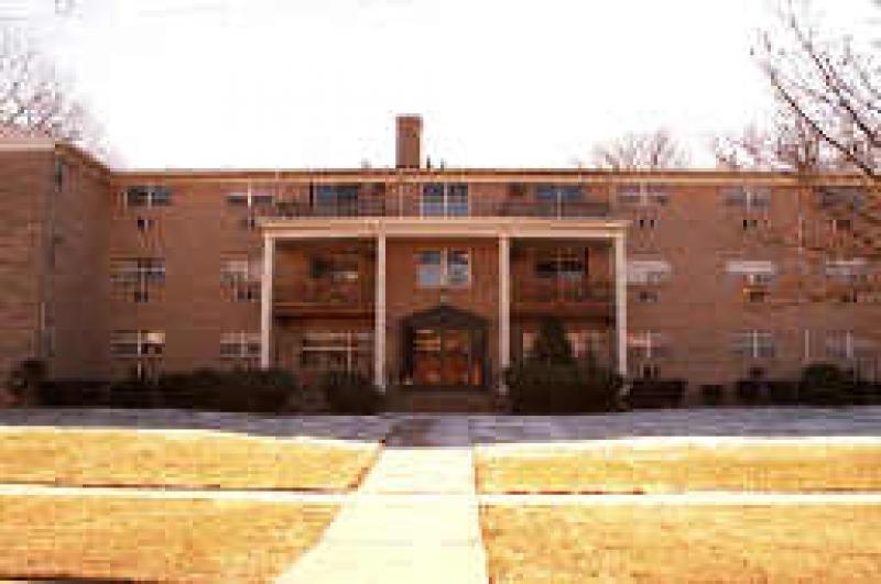 Roselle Co-op Condo Townhouse