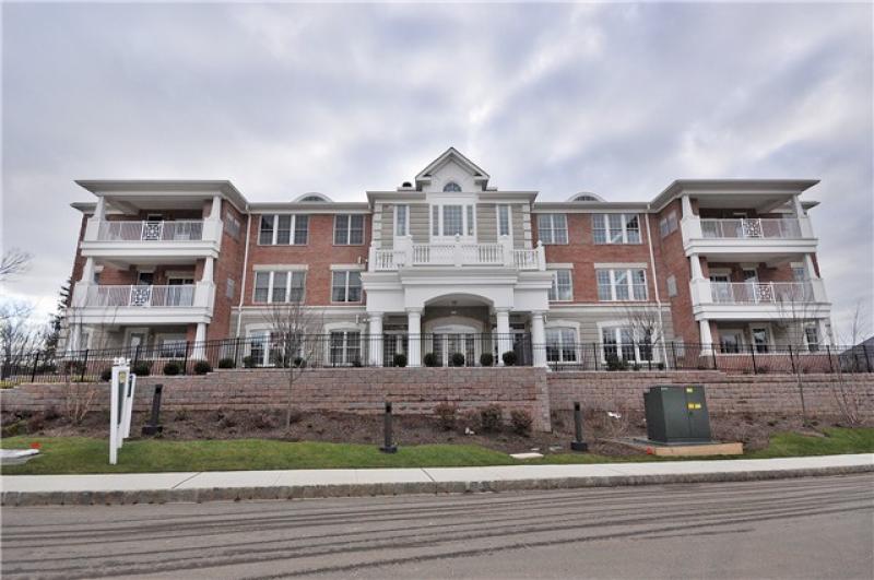 North Caldwell Co-op Condo Townhouse North Caldwell Co-op Condo Townhouse