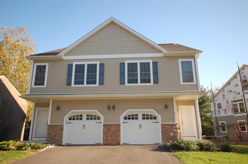 Clinton Town Real Estate Clinton Town Real Estate