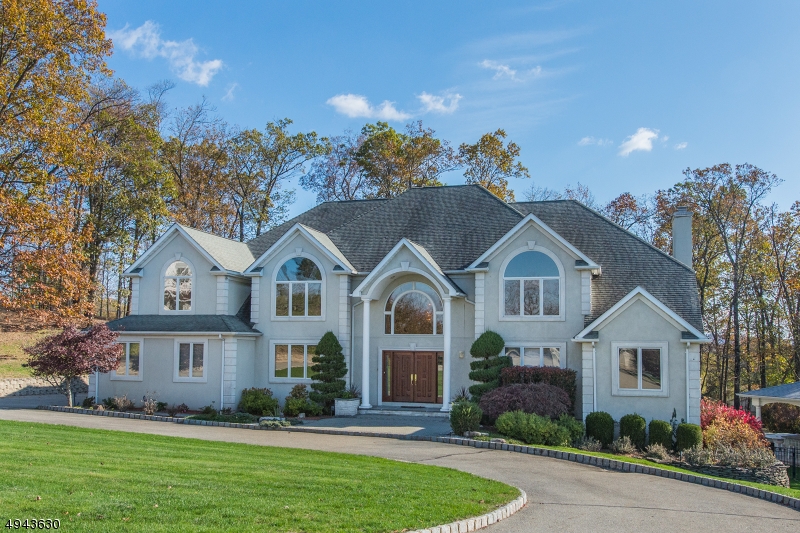 17 Highview Ct Wayne New Jersey 07470 For Sale Douglas Elliman