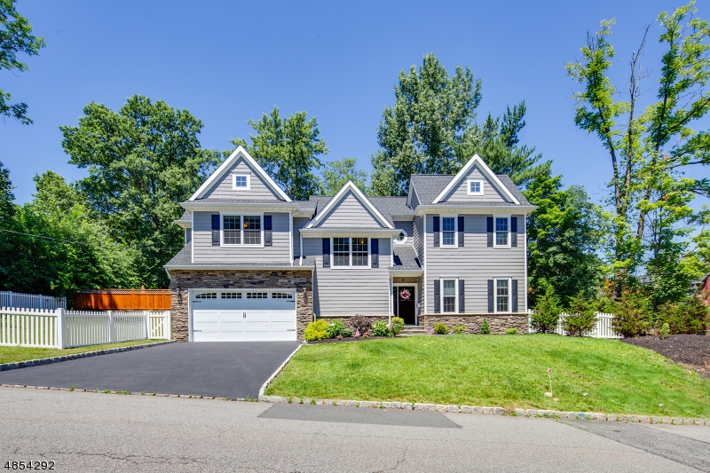 Homes for Sale in Chatham Kienlen Lattmann Sotheby's International Realty