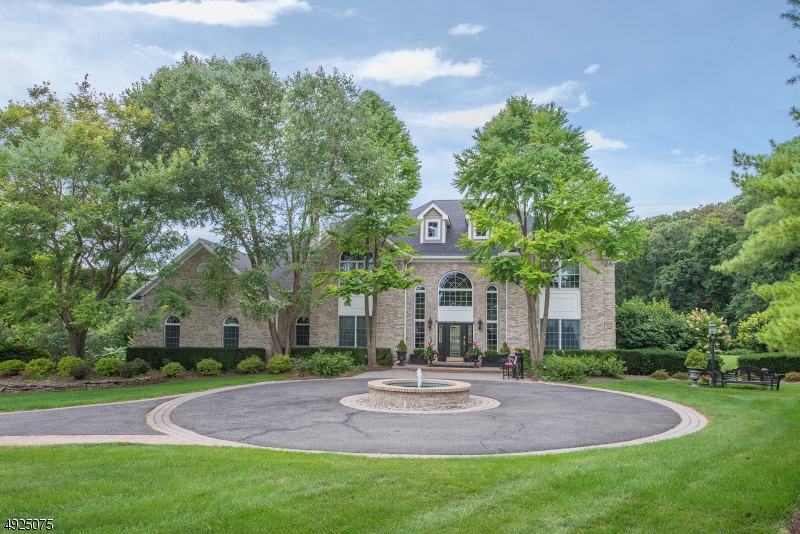 10 Hillview Drive A Luxury Home For Sale In Tewksbury Township