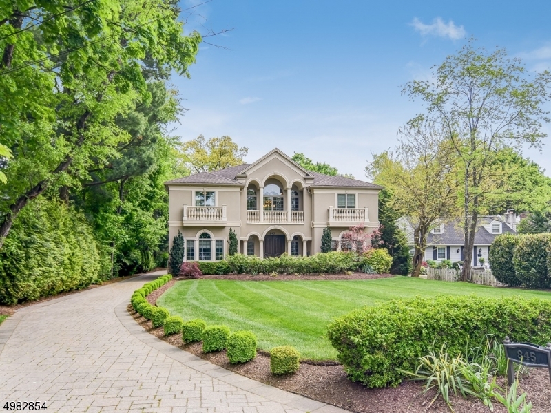 Glen Rock Real Estate and Apartments for Venta Christie's