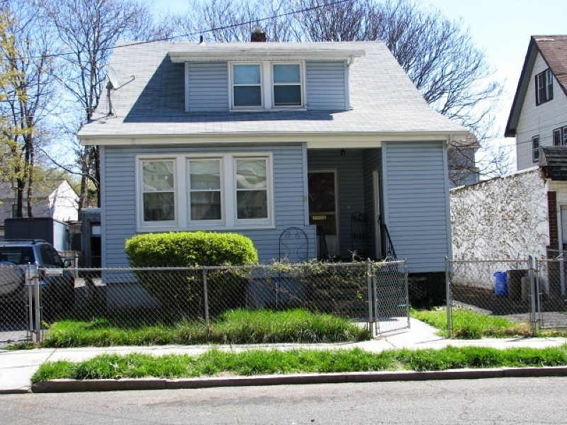 10-12 10-12 10-12 10-12 10-12 10-12 10-12 10-12 Crown St Newark City, NJ