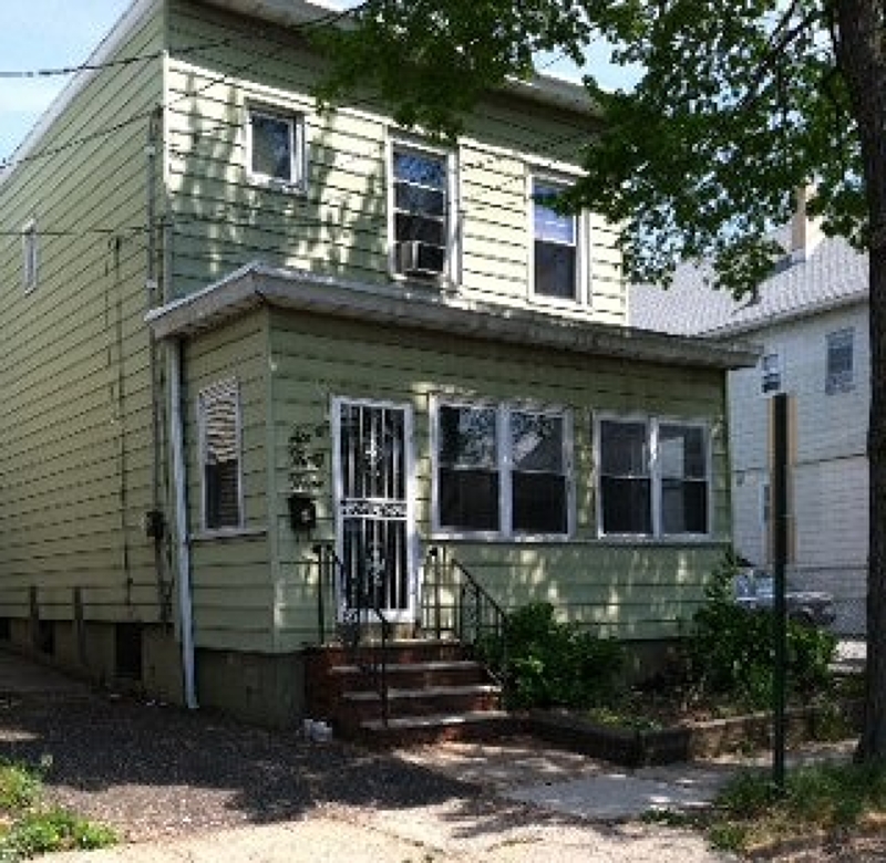 633 Meacham Ave