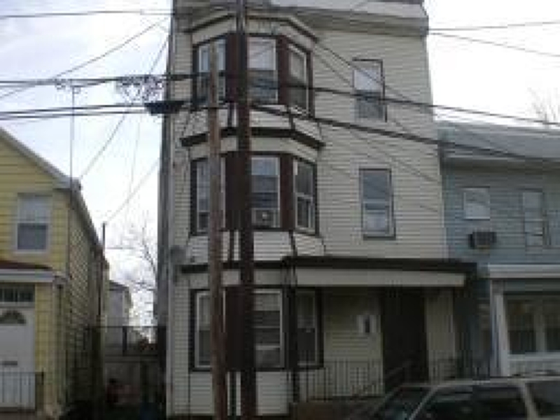 48 Blum St