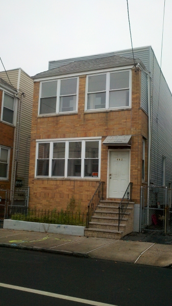 462 N 6th St Newark City, NJ