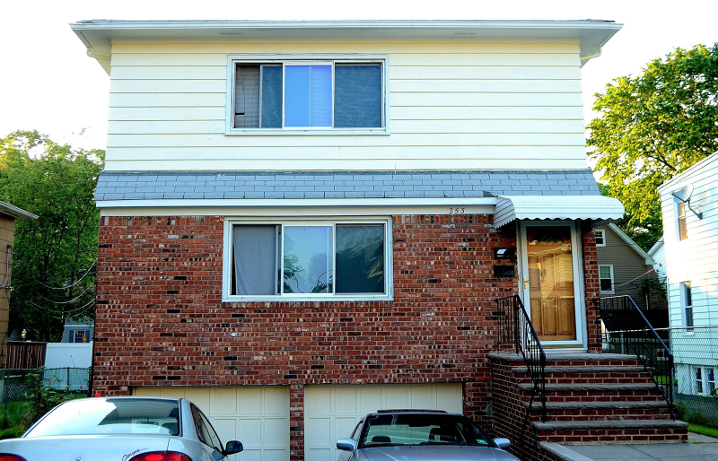 253 Waverly Pl