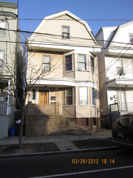 100 S 12th St Newark City, NJ