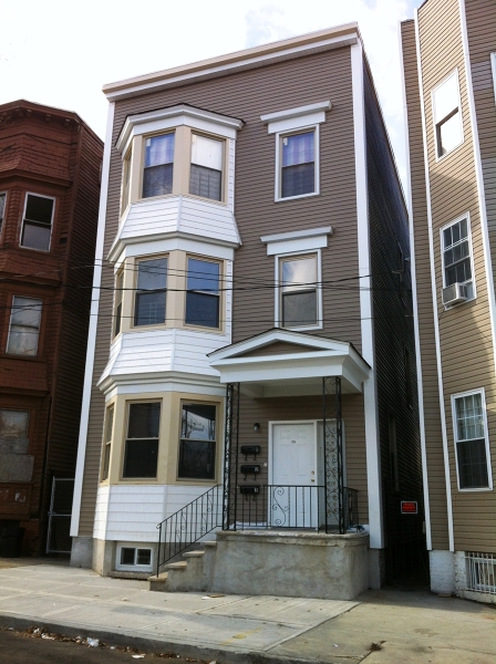 235 S 11th St Newark City, NJ