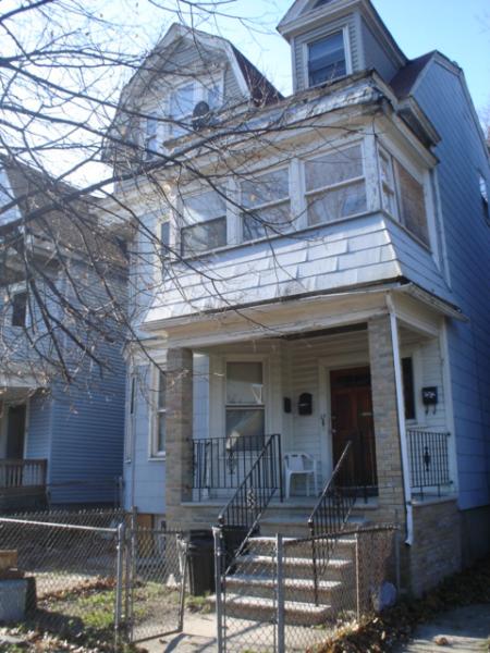 Multi Family for Sale, ListingId:17936984, location: 25 N 18TH ST East Orange 07017