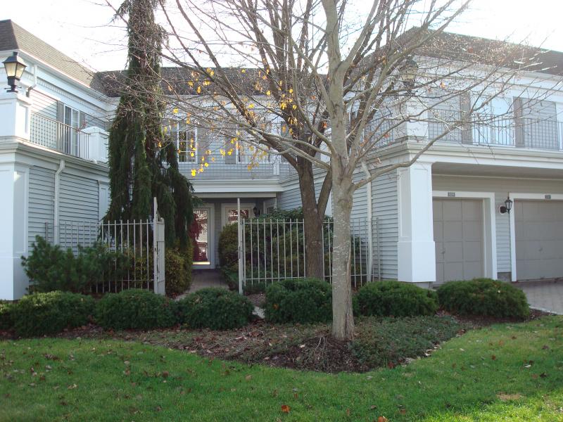 Single Family Home for Sale, ListingId:18107561, location: 229 RIVEREDGE DR Chatham 07928