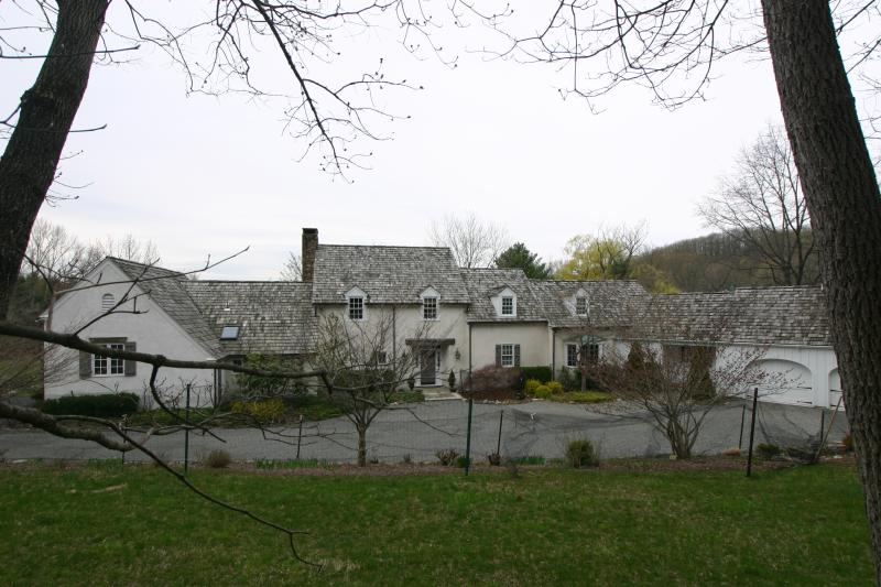 Viewing Image 25