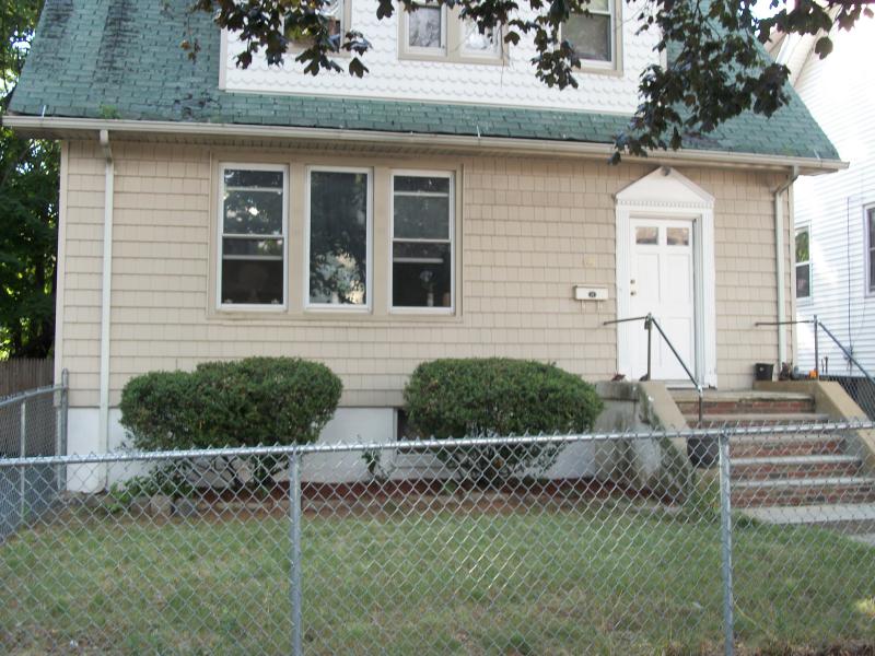 Single Family Home for Sale, ListingId:17212280, location: 65 SHERIDAN ST Irvington 07111