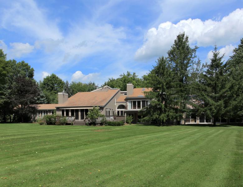 Single Family Home for Sale, ListingId:17271229, location: Tewksbury Township 07830
