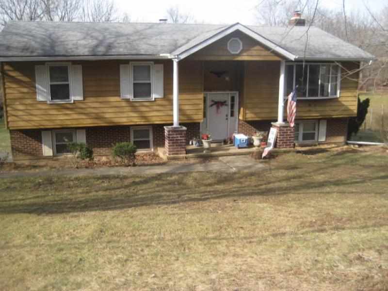 Single Family Home for Sale, ListingId:17965943, location: 11 MUSCONETCONG RIVER RD Hampton 08827