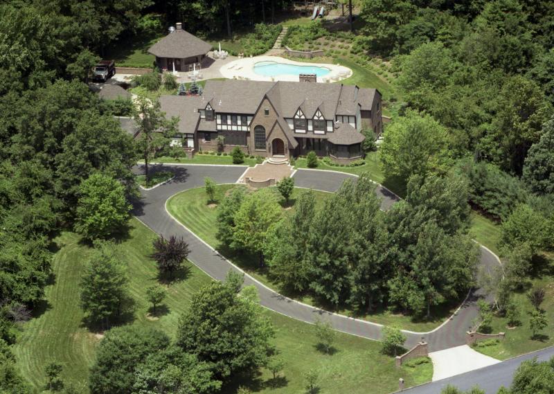 Single Family Home for Sale, ListingId:16952145, location: 12 CARRIAGE HILL DR Mendham 07945