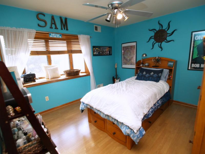 Viewing Image 23