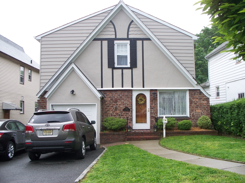 Single Family Home for Sale, ListingId:19191579, location: 120 North Rd Nutley 07110