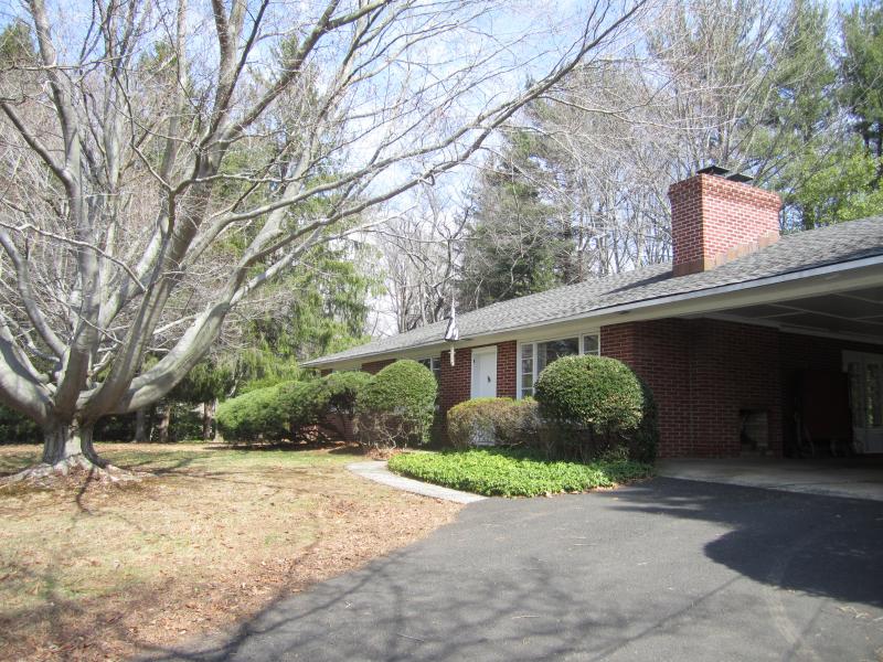 Single Family Home for Sale, ListingId:17830438, location: 1813 MIDDLE RD Bridgewater 08807