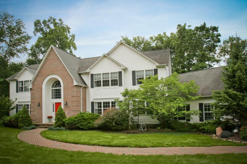 Single Family Home for Sale, ListingId:17948845, location: 2 ELK RIDGE RD Califon 07830