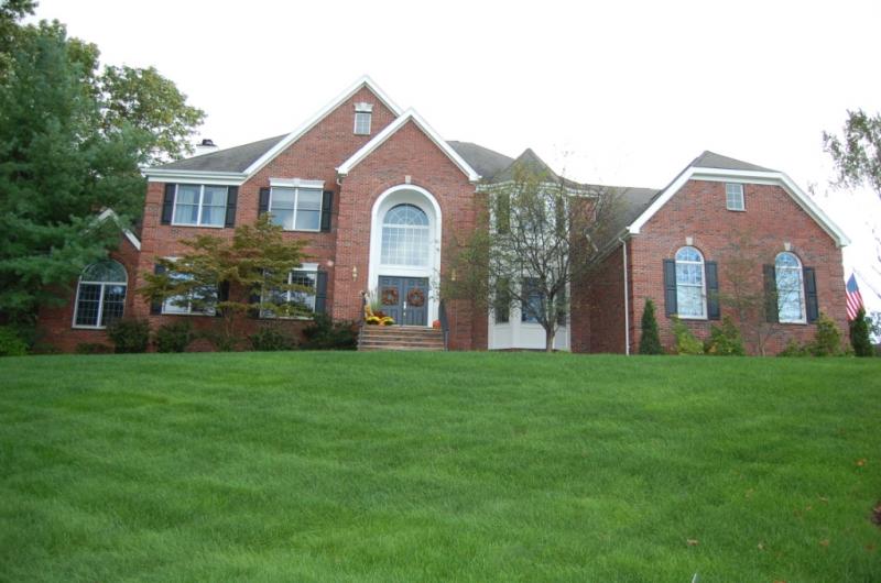 Single Family Home for Sale, ListingId:17510375, location: Bridgewater 08807