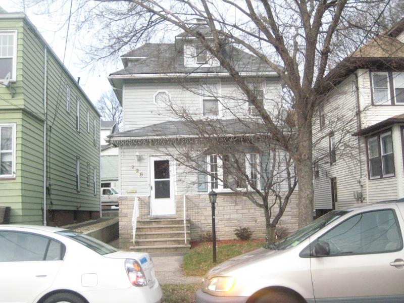 Single Family Home for Sale, ListingId:17981843, location: 228 UNION AVE Clifton 07011