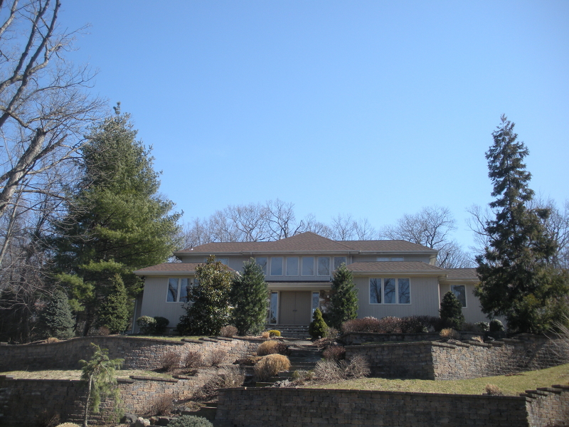 Single Family Home for Sale, ListingId:18168673, location: 29 Deer Path Circle Green Brook 08812