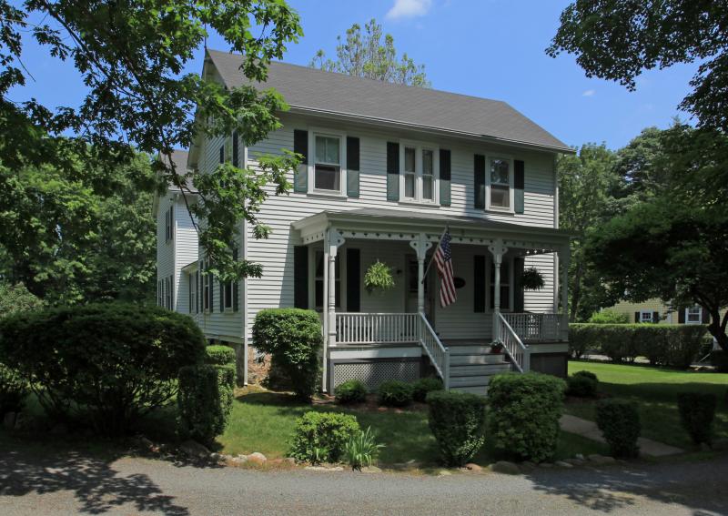Single Family Home for Sale, ListingId:18119470, location: Bedminster 07921