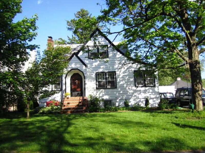 Single Family Home for Sale, ListingId:19223126, location: 174 Orton Rd Caldwell 07006