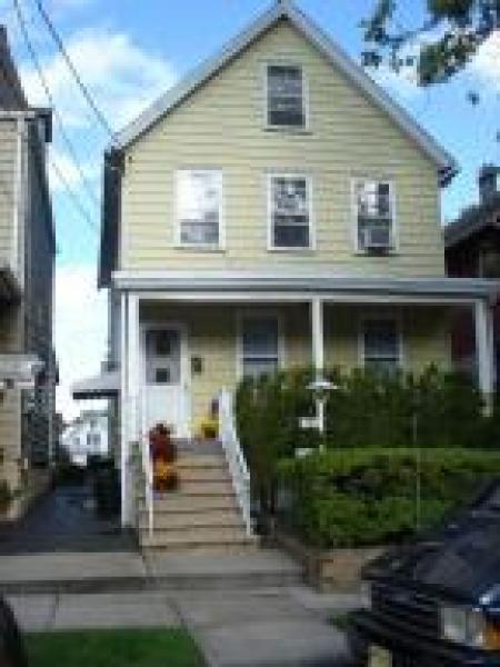 Multi Family for Sale, ListingId:18011306, location: 137 COLUMBUS PL 2 Roselle Park 07204