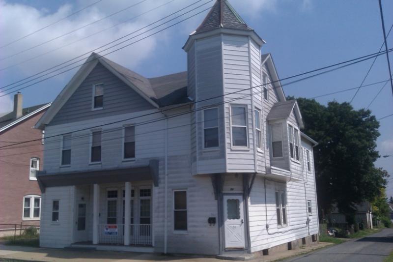 Multi Family for Sale, ListingId:17327623, location: Phillipsburg 08865