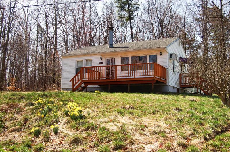 Single Family Home for Sale, ListingId:18656349, location: Stillwater 07875