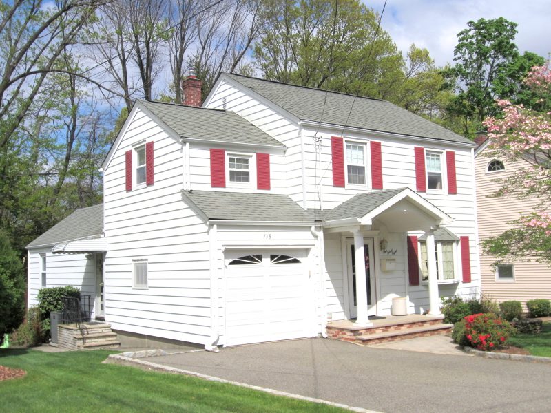 Single Family Home for Sale, ListingId:18858599, location: 138 Young Ave Cedar Grove 07009