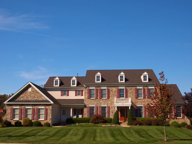 Single Family Home for Sale, ListingId:17567707, location: 4 RED BARN LANE Raritan 08869