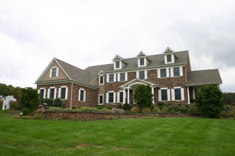 Single Family Home for Sale, ListingId:17547367, location: Clinton 08809