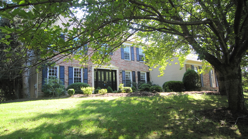 Single Family Home for Sale, ListingId:17961772, location: 12 OAK HILL RD Branchburg 08853