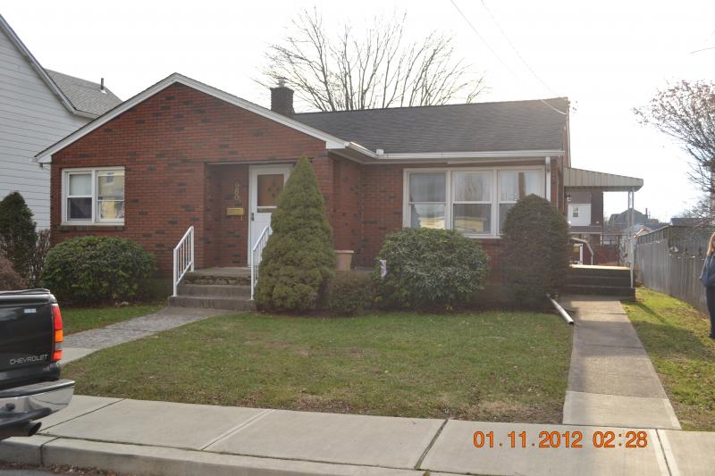 Single Family Home for Sale, ListingId:17896836, location: Phillipsburg 08865