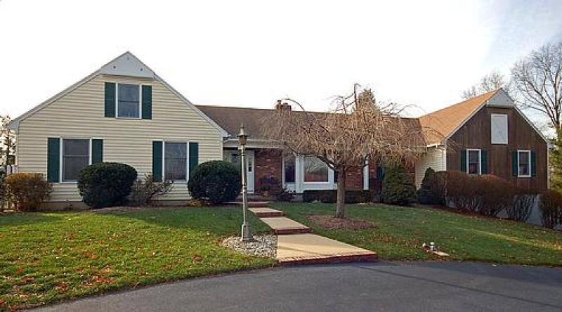 Single Family Home for Sale, ListingId:18067051, location: 311 SUMMER RD Branchburg 08853