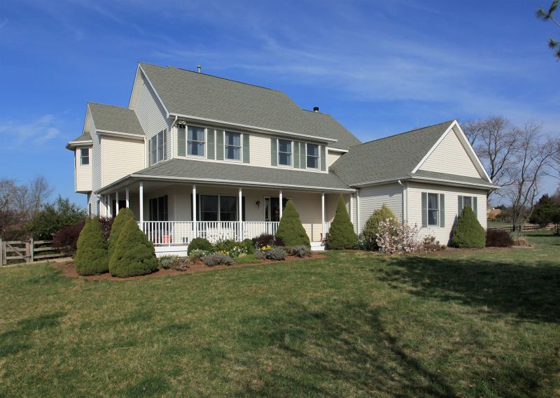 Single Family Home for Sale, ListingId:18602861, location: 163 Hillcrest Rd Flemington 08822