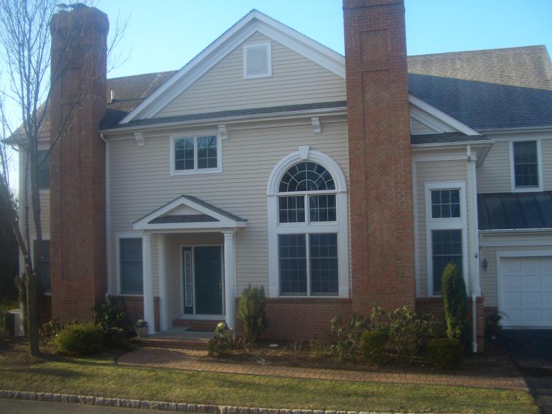 Single Family Home for Sale, ListingId:17931656, location: Far Hills 07931