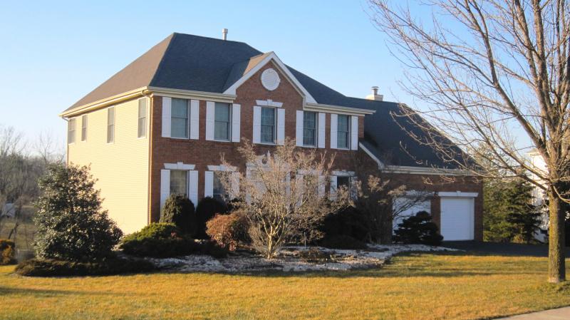 Single Family Home for Sale, ListingId:18119466, location: 53 BLUE GRASS BLVD Branchburg 08876