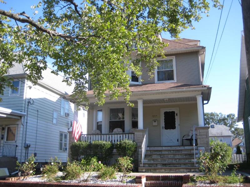 Single Family Home for Sale, ListingId:16506364, location: 111 DEMOTT AVE Clifton 07011