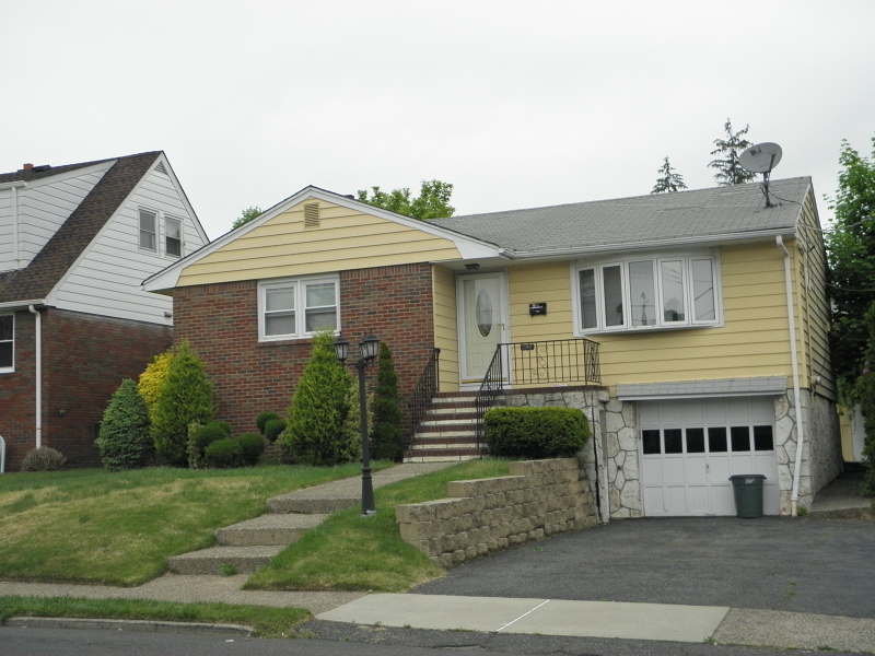 Single Family Home for Sale, ListingId:18858582, location: 240 Berkshire Ave Paterson 07502