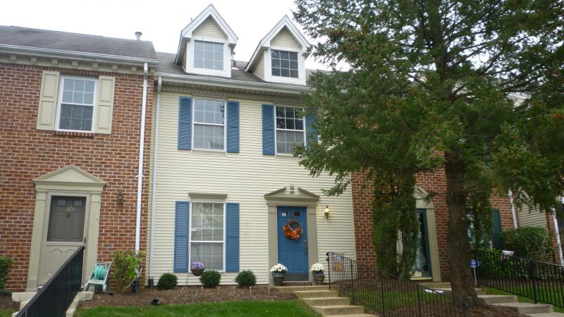 Single Family Home for Sale, ListingId:17584451, location: 1305 DOOLITTLE DR Bridgewater 08807