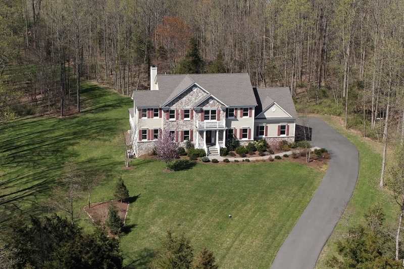 Single Family Home for Sale, ListingId:18639365, location: 8 FOXWOOD LN Milford 08848