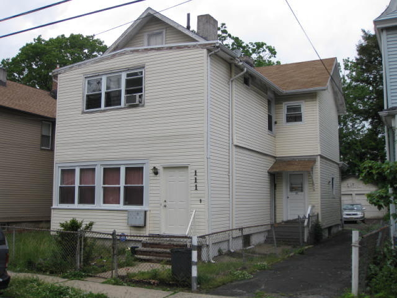Multi Family for Sale, ListingId:19203105, location: 111 Ward Street Orange 07050