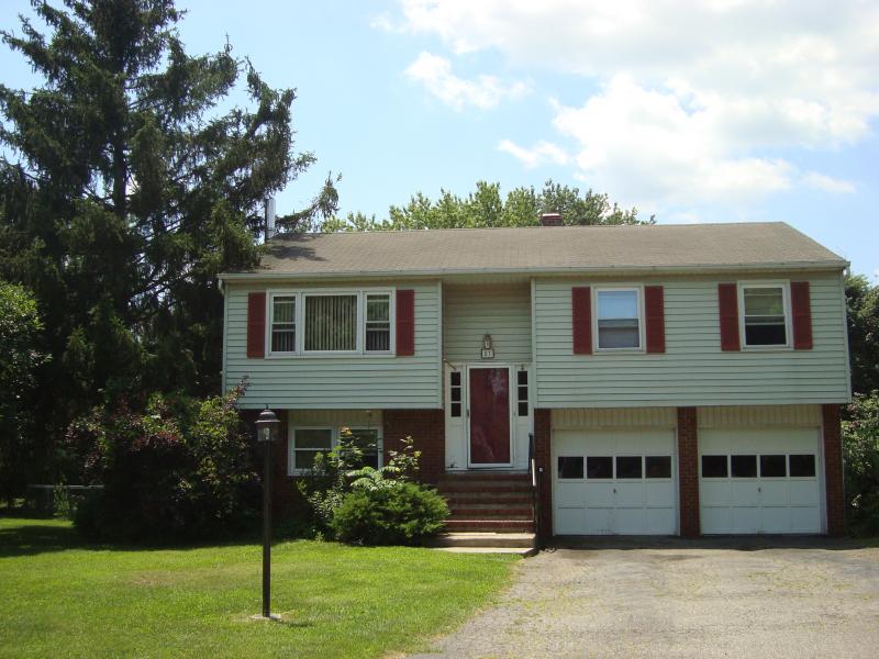 Single Family Home for Sale, ListingId:17117106, location: Phillipsburg 08865