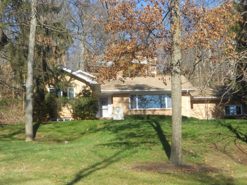 Real Estate for Sale, ListingId:17721259, location: 1741 MIDDLEBROOK RD Bridgewater 08807