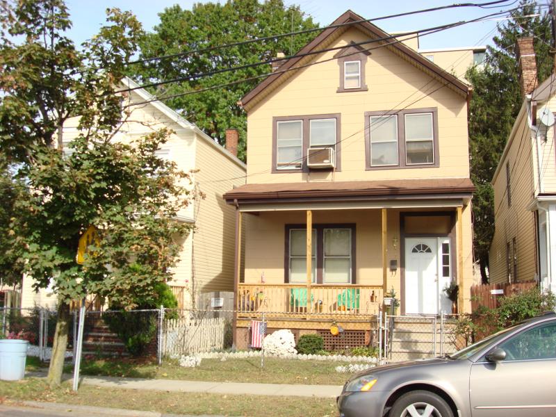 Multi Family for Sale, ListingId:17541186, location: Orange 07050